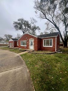 4374 E Ten Mile Rd, Warren, MI, 48091