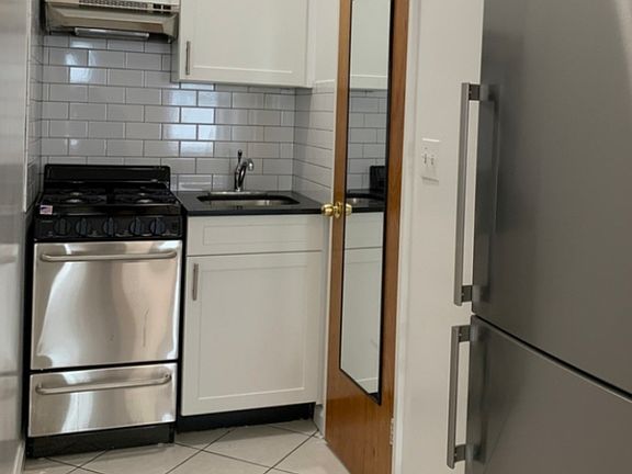 2nd image of 1473 1st Ave #3AA
