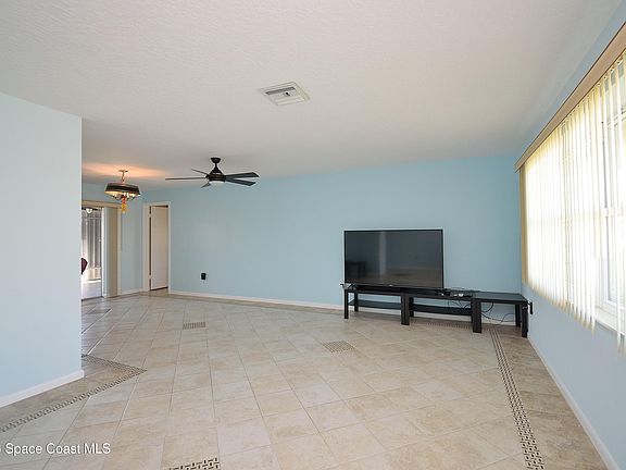 4th image of 316 Kent Dr