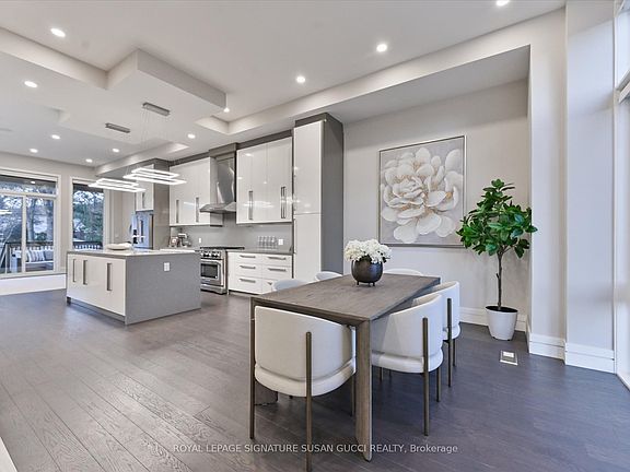 4th image of 18 Ferris Rd