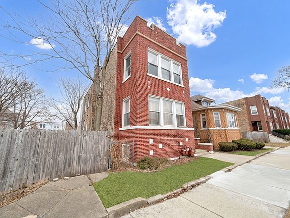 3rd image of 6107 S Richmond St