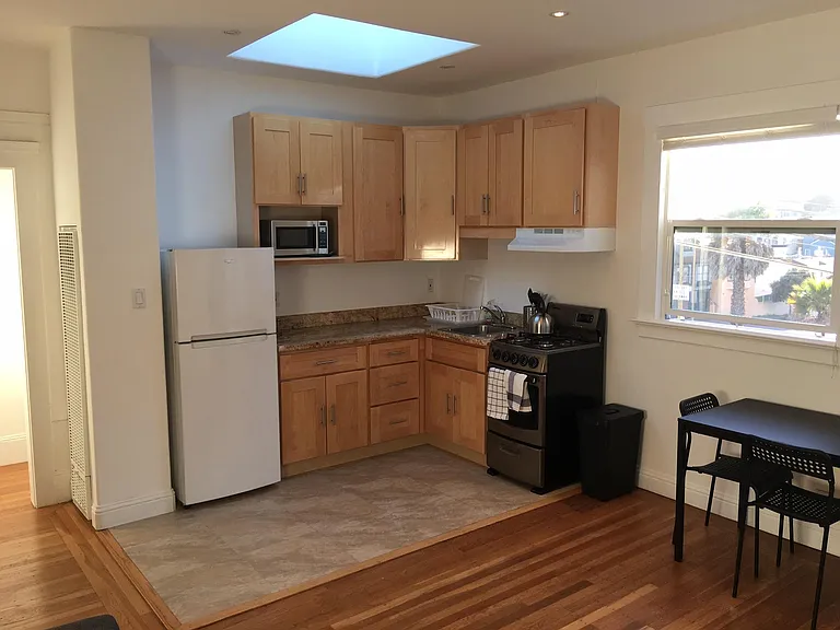 1392 Funston Ave #2 — Photo 8