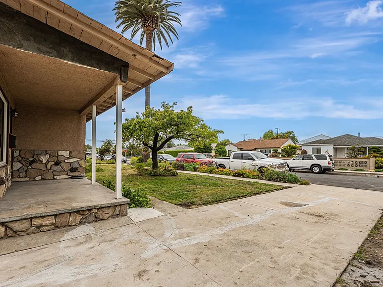 12856 Rubens Ave — Photo 40