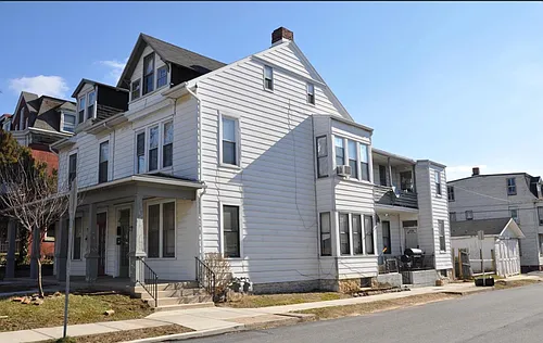 444 Park St Photo 1