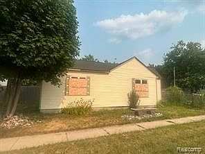 3rd image of 1373 Wells St