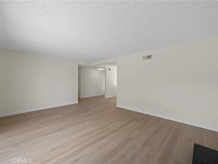 5681 Mangrum Dr — Photo 17