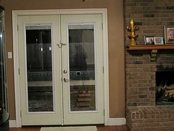 5th image of 127 Stratford Dr