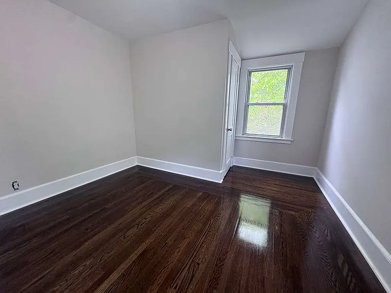 150 Crescent St #150 — Photo 12