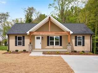 108 Unity St, Thomasville, NC 27360