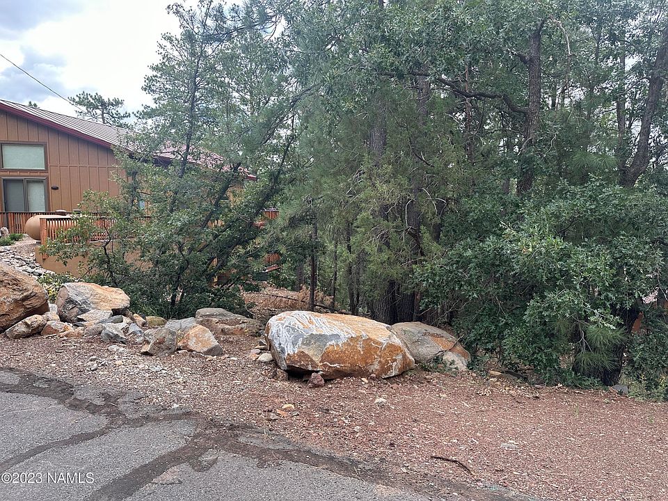 1st image of 1285 E Cougar St