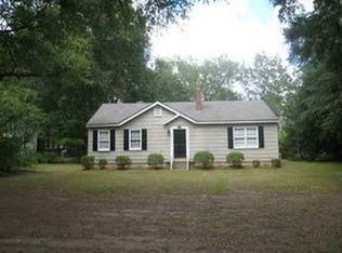 1311 Parkway Dr, Perry, GA 31069