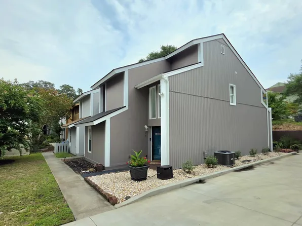 310 74th Ave N APT 1, Myrtle Beach, SC 29572