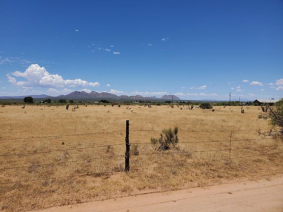 3rd image of 2 El Centro Blvd