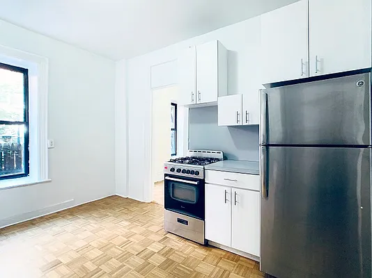 Rented by City Connections Realty | media 12