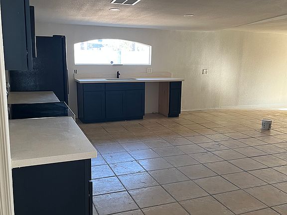 2nd image of 5841 W Mackenzie Dr