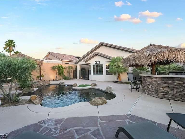 2676 Lochleven Way — Photo 71