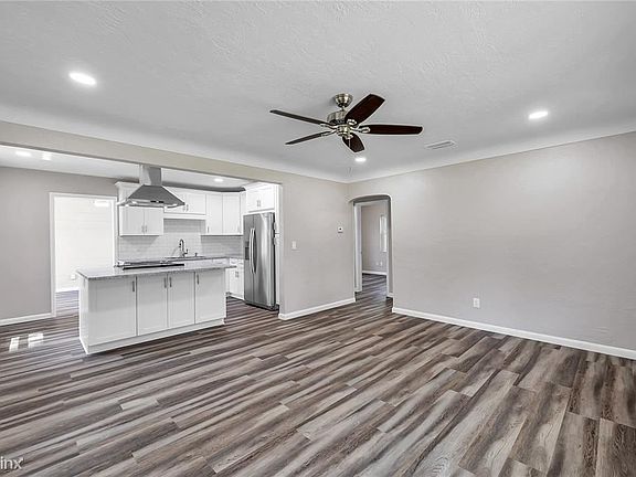 5th image of 1405 57th St S