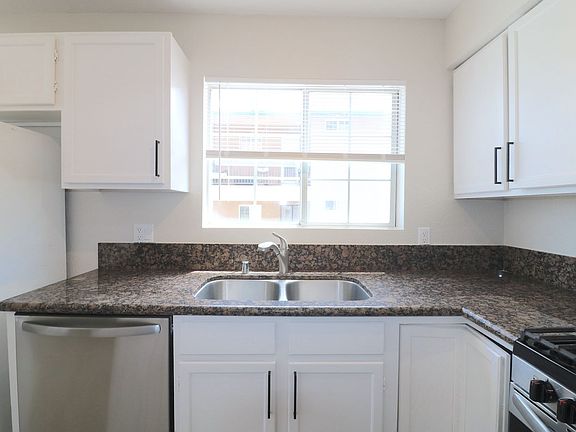 4th image of 1304-48 Brunner St #1336-H/G-17
