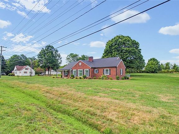 4th image of 4264 High Point Rd