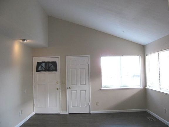 2nd image of 17300 Markross Ct APT 1