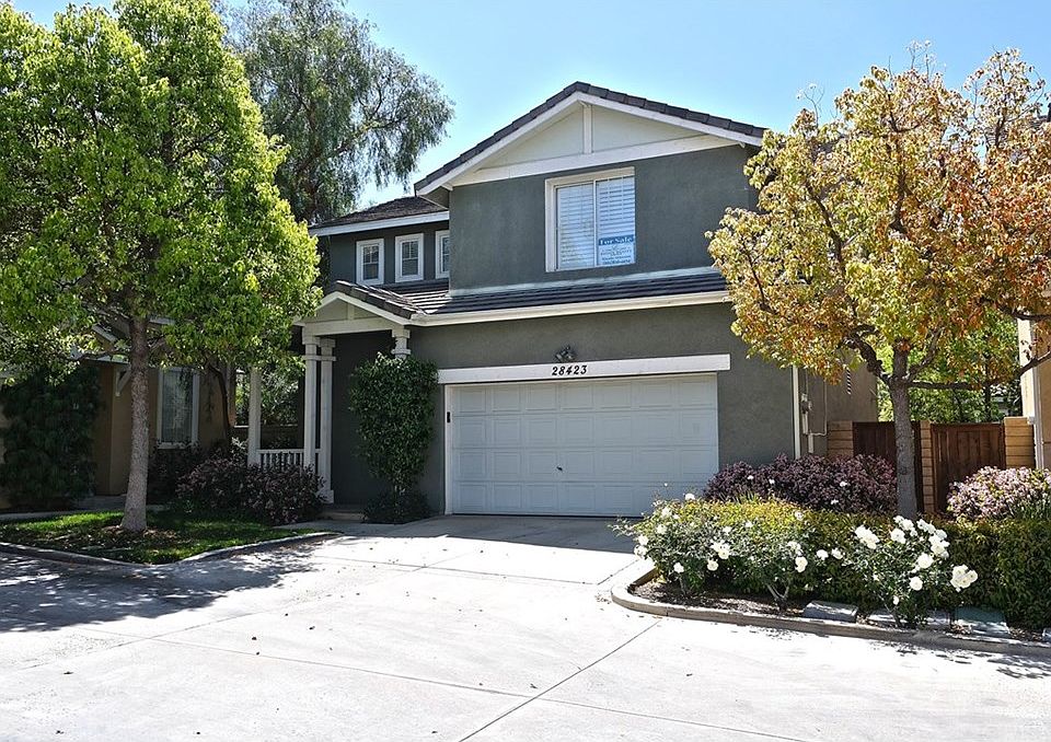 1st image of 28423 Meadowlark Ct