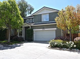 28423 Meadowlark Ct, Santa Clarita, CA 91354
