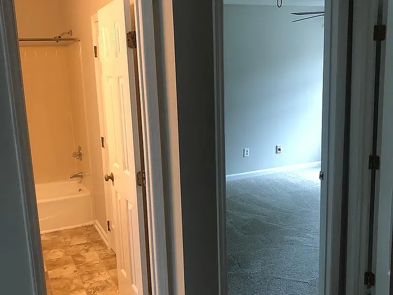 2833 Sterling Park Dr — Photo 7