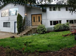 7605 Ridge Dr, Gladstone, OR 97027