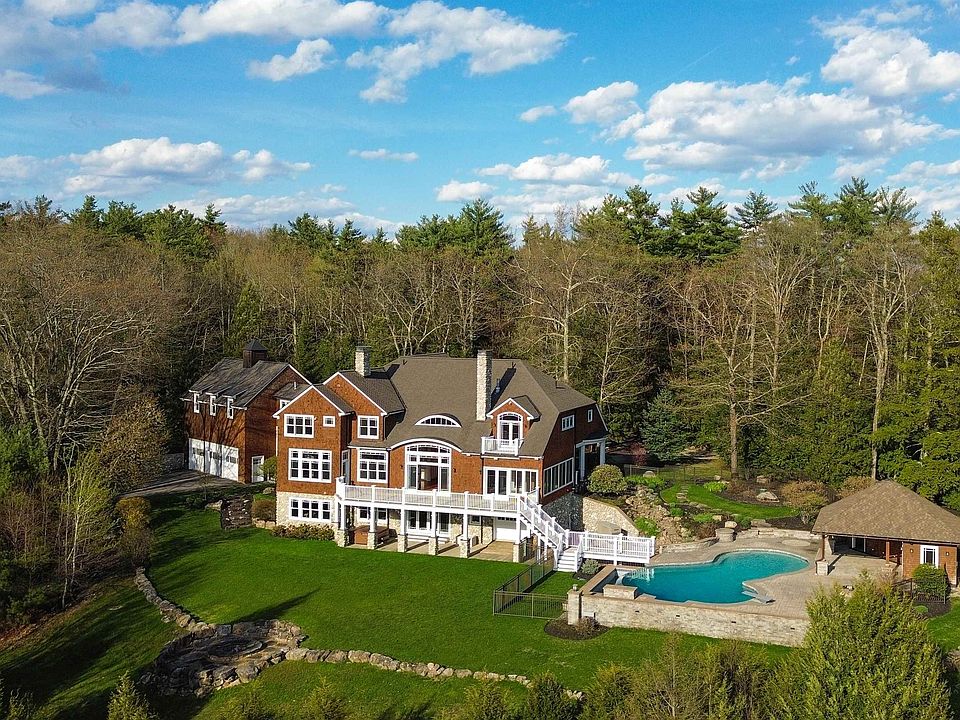 1st image of 5 Black Birch Drive