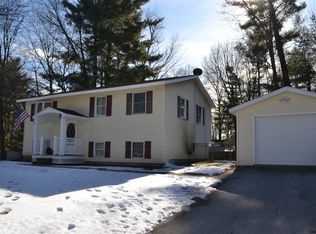 17 Whippletree Rd, Ballston Spa, NY 12020