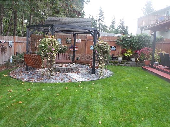 4th image of 11529 199th Avenue Ct E