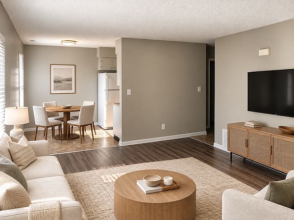 4th image of 5000 Prestwick Sq #5021