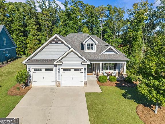 2nd image of 1170 McInteer Cir