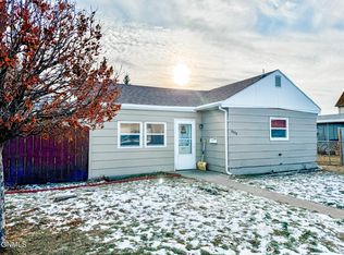 1111 11th St W, Williston, ND 58801