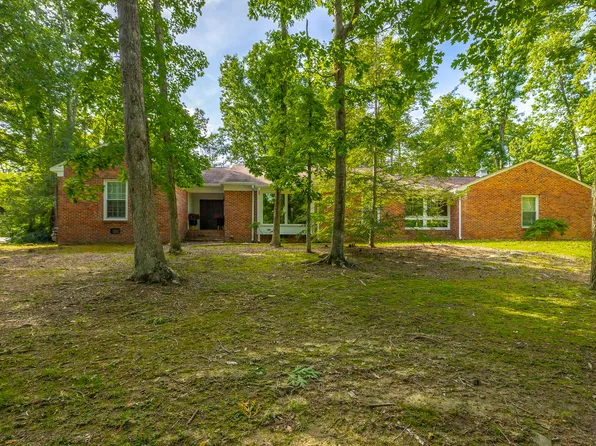 943 Ravine Rd, Signal Mountain, TN 37377