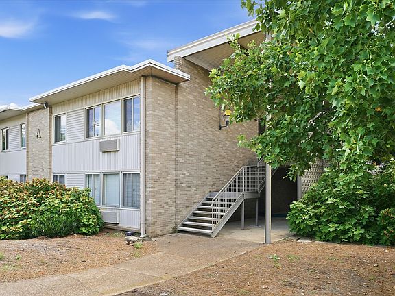 4th image of 2020 Beech Ave APT A7