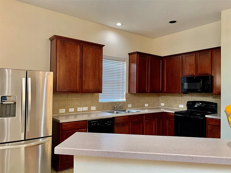 2708 Hewn Rock Way — Photo 7