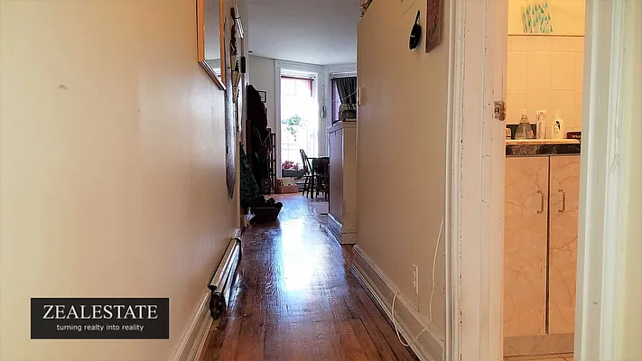 Rented by ZealEstate Group Inc | media 21