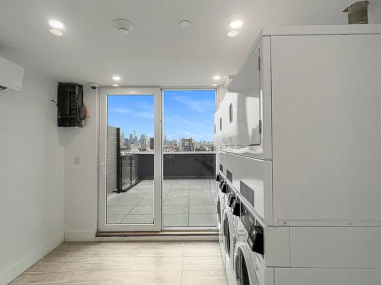 352 Meeker Ave #6F — Photo 9