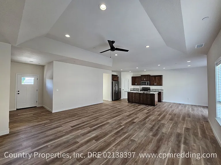 16904 Cape Cod Dr — Photo 5