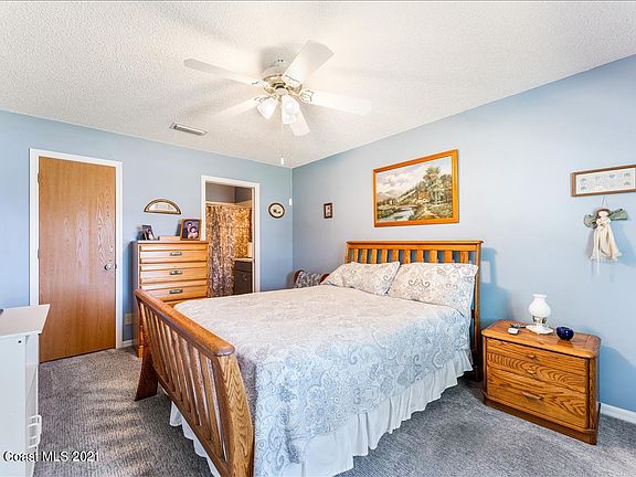 5th image of 1760 Crane Creek Blvd
