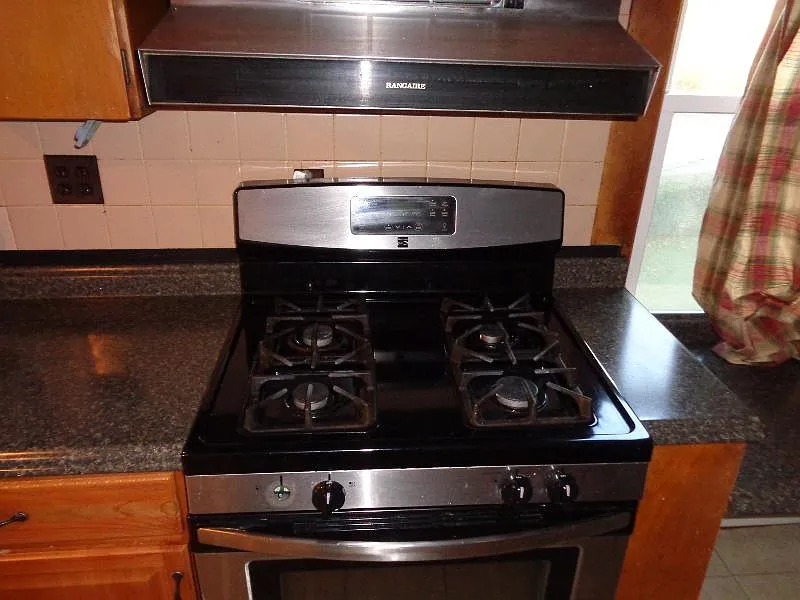 2 bed, 1600 sqft, $2,900 — Photo 3