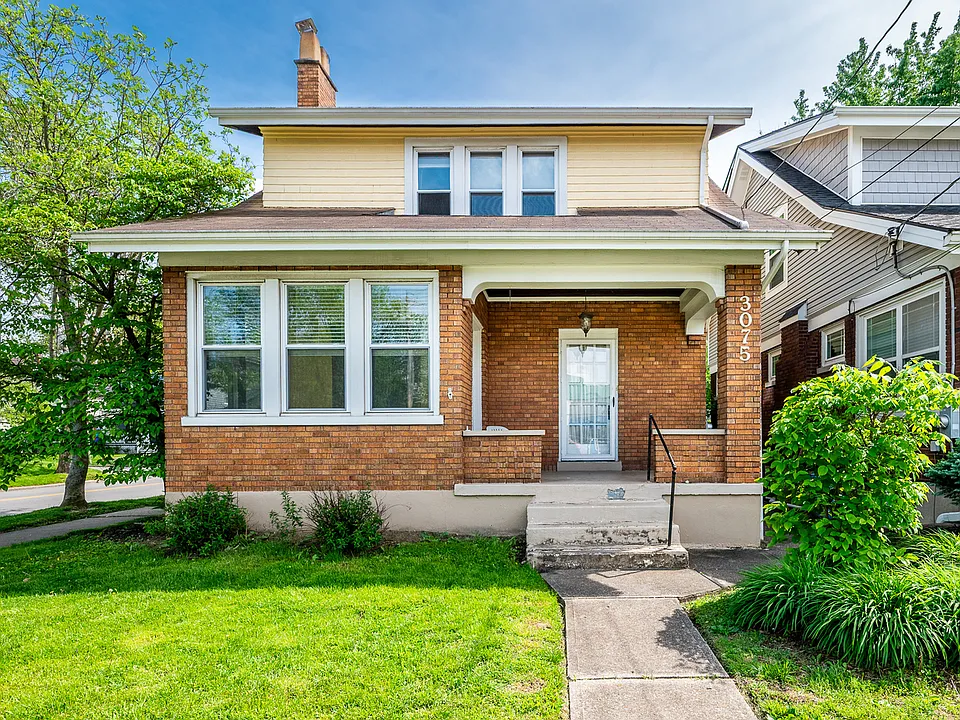 3075 Markbreit Avenue Exterior