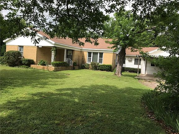 3rd image of 1431 Shields Ave