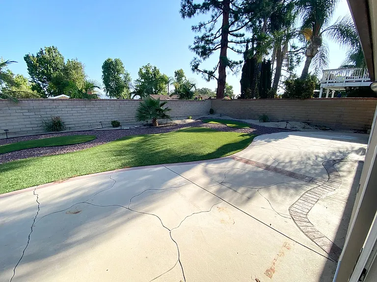 6009 E La Paz Cir — Photo 18