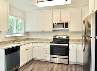 576 Smalley Ave APT 4, Hayward, CA 94541