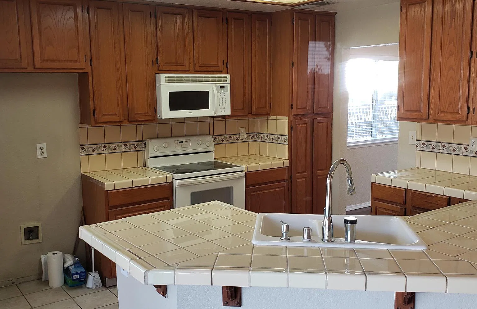 Piro Ct, Turlock — Photo 2