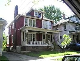 2nd image of 115 Geary St