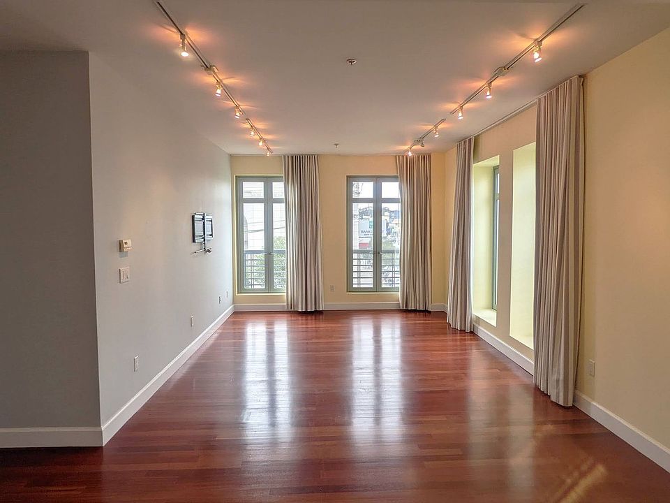 1st image of 741 Clement St #741