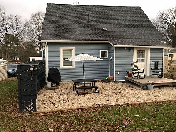 4th image of 2405 Lynchburg St